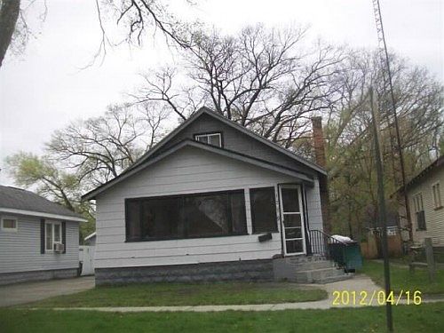 1st image of 1779 Elwood St