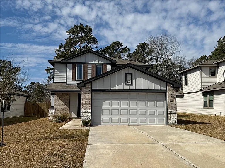 11720 Whirlaway Dr — Photo 1