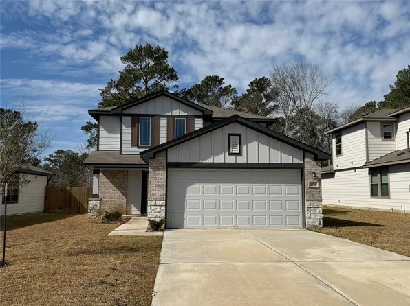 11720 Whirlaway Dr, Willis, TX 77318
