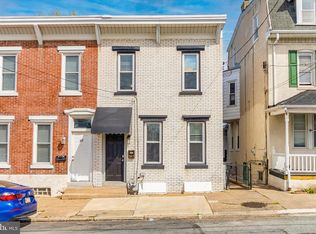 345 Hall St, Phoenixville, PA 19460