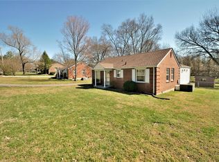 217 Ridgeway Dr, Nashville, TN 37214