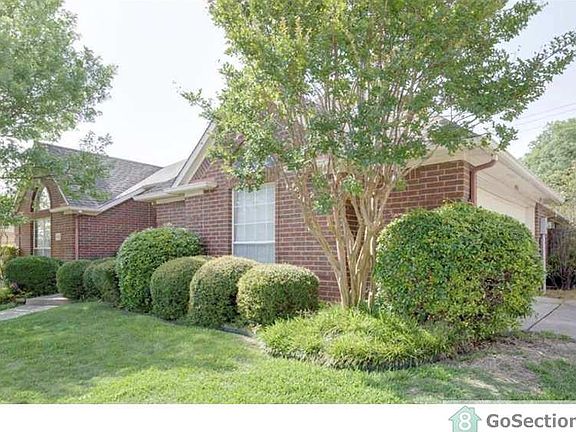 3rd image of 1905 Walnut Hill Dr