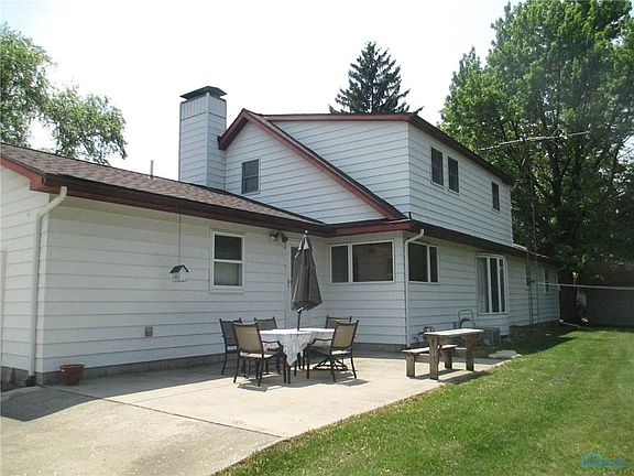 3rd image of 234 Landwehr Ave