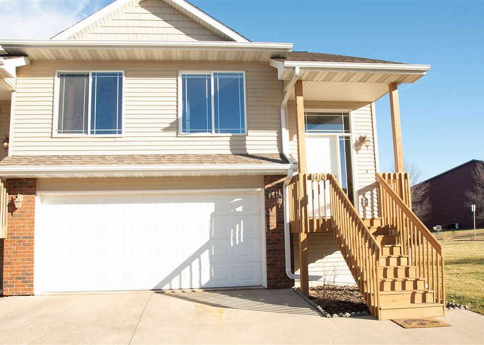 1st image of 1410 Gentry Ln