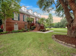 1307 Primrose Ln, Seabrook, TX 77586