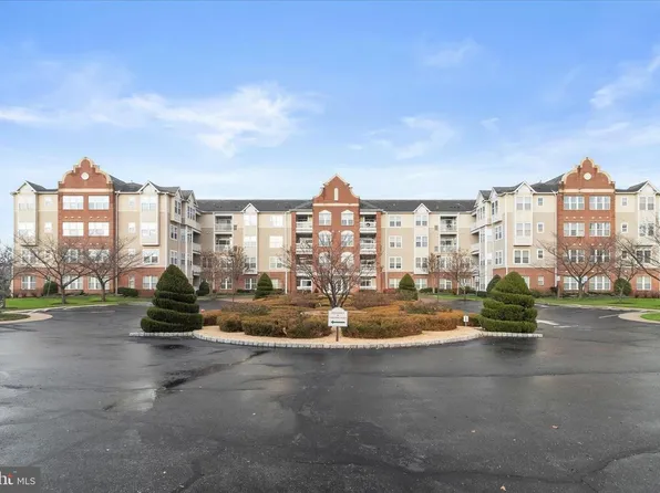 2250 Bear Den Rd Unit 104, Frederick, MD 21701