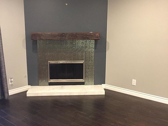 4th image of 354 S Marengo Ave Unit 2