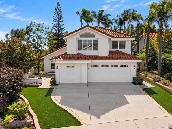 1873 Paseo Del Lago Dr, Vista, CA 92081