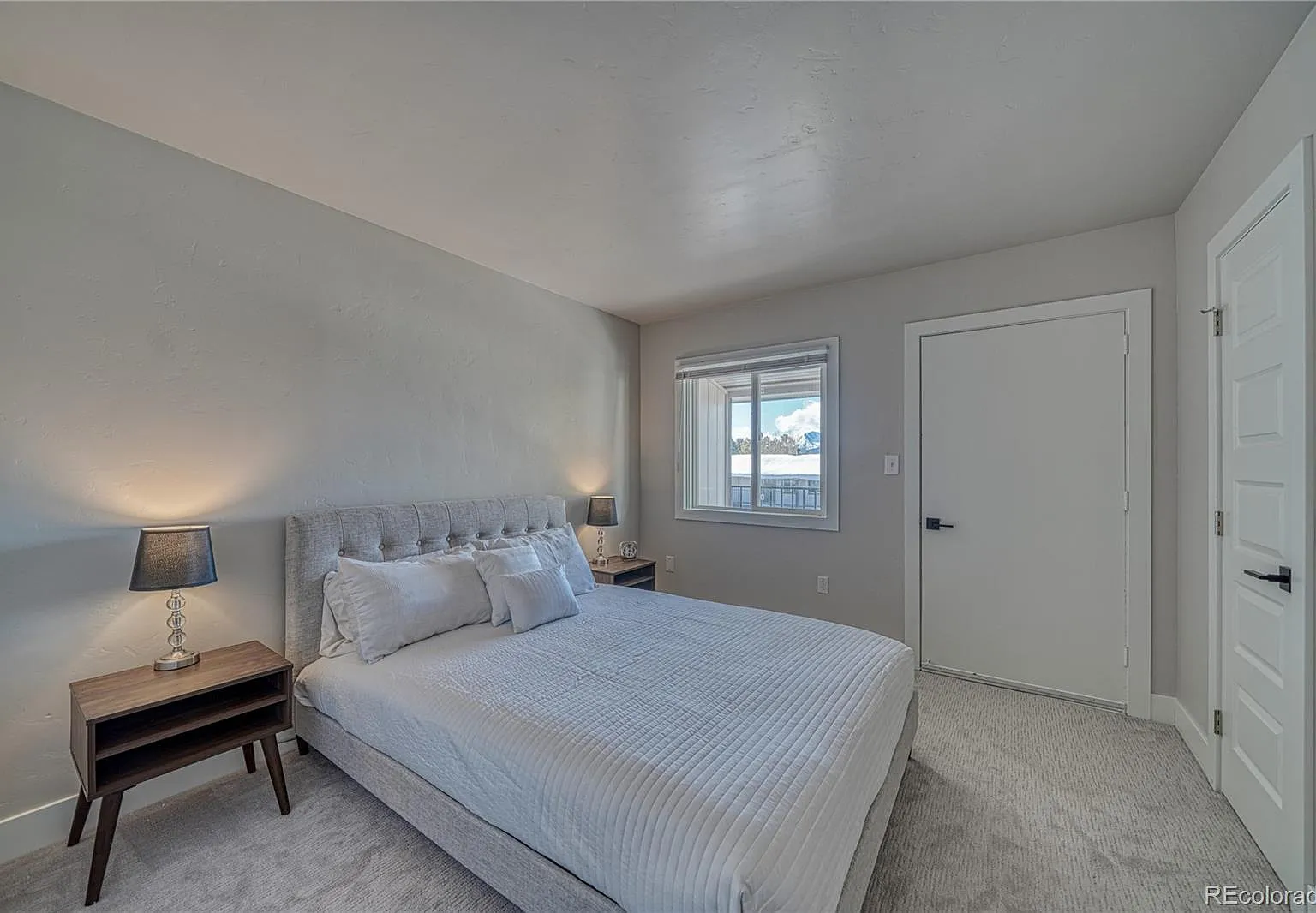 2 bed, 1.0 bath, 897 sqft, $2,500 — Photo 4