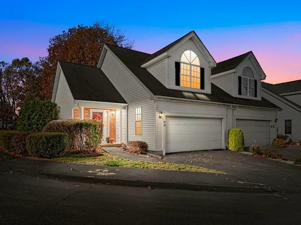 20 Nature View Dr #20, Uxbridge, MA 01569