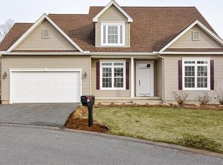 12 Greendale Dr, Suffield, CT 06078