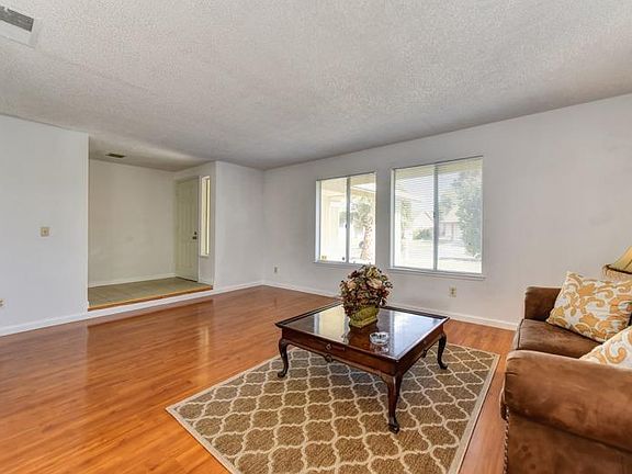 5th image of 4185 Amapola Way