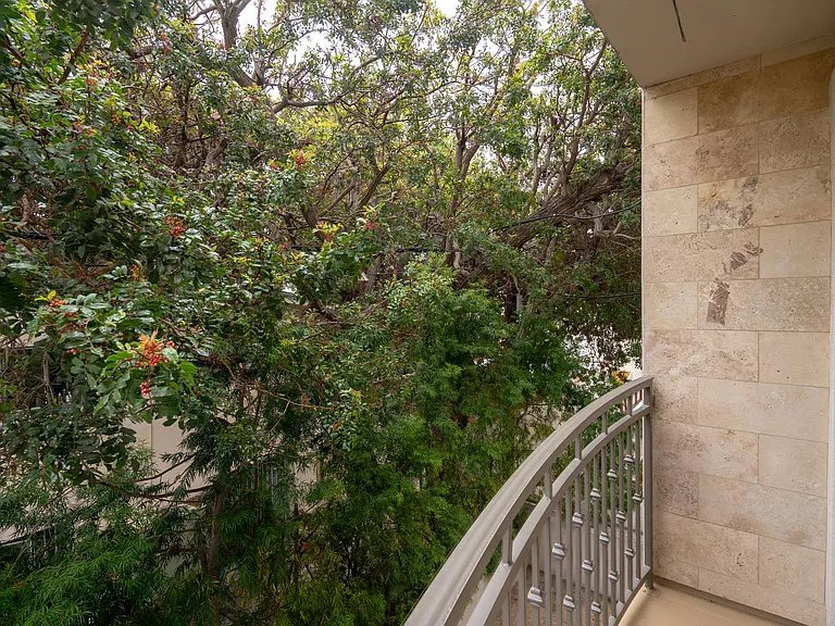 8610 Chalmers Dr — Photo 14