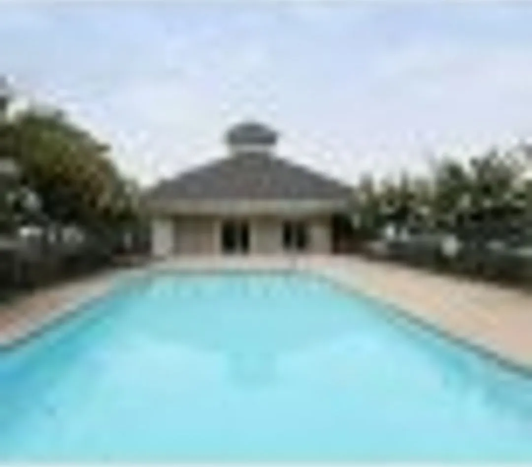 Chapel Hill / 4br Univ Comm Furnished Condo — Photo 2