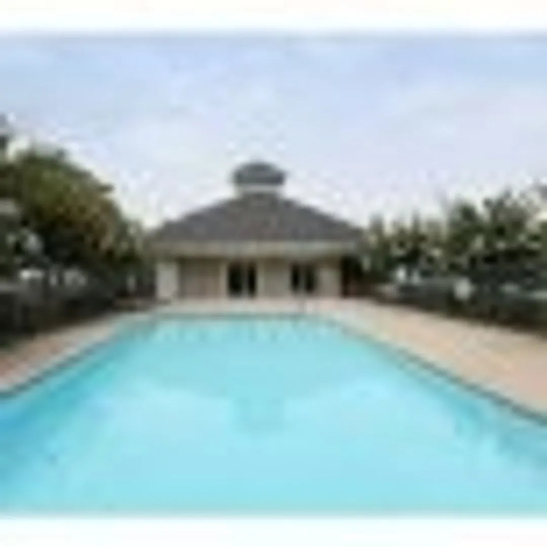 Building Photo - 303 Smith Level Rd #E22