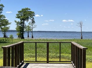 55 Village Rd, Noble, LA 71462