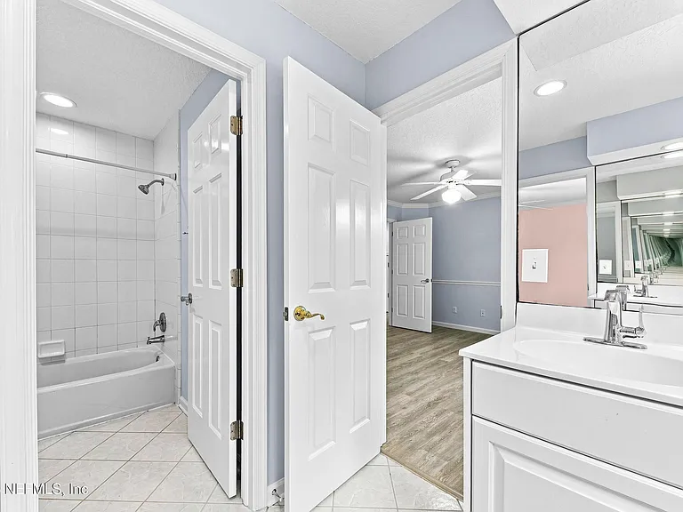 38 Tallwood Rd — Photo 29