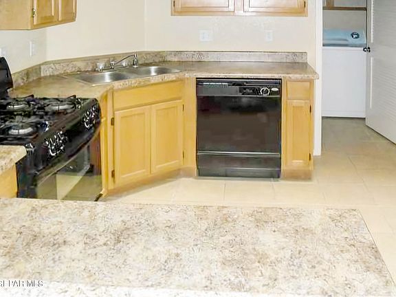 3rd image of 14326 Spanish Point Dr