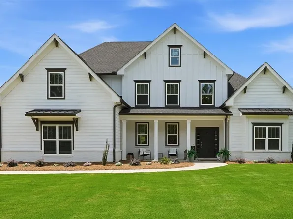 2049 Chestnut Oak Trl, Commerce, GA 30530