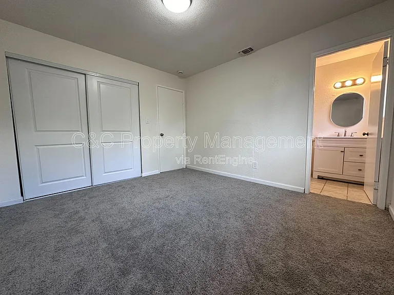 8709 Sangria Way — Photo 9