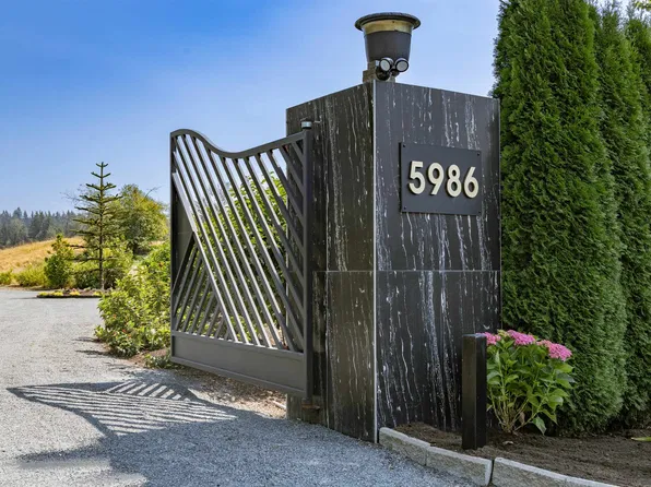 5986 232nd St, Langley, BC V2Z 2S1