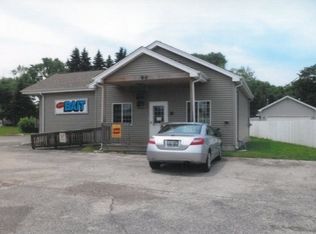 60 Eagle Point Rd, Fox Lake, IL 60020