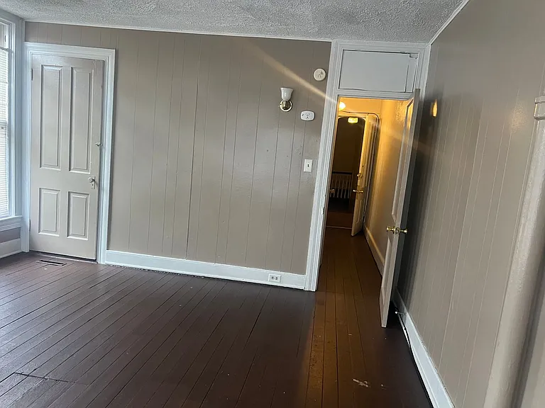 507 N Beaver St — Photo 13