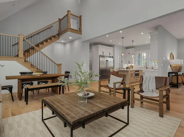 5754 Hickory Dr, Lewis Center, OH 43035