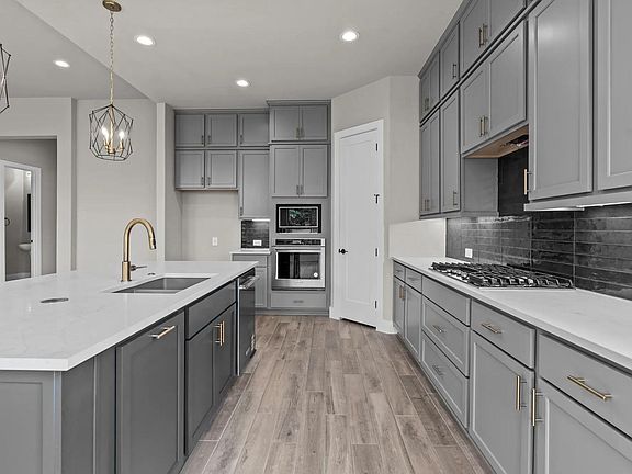 Clarke C Kitchen