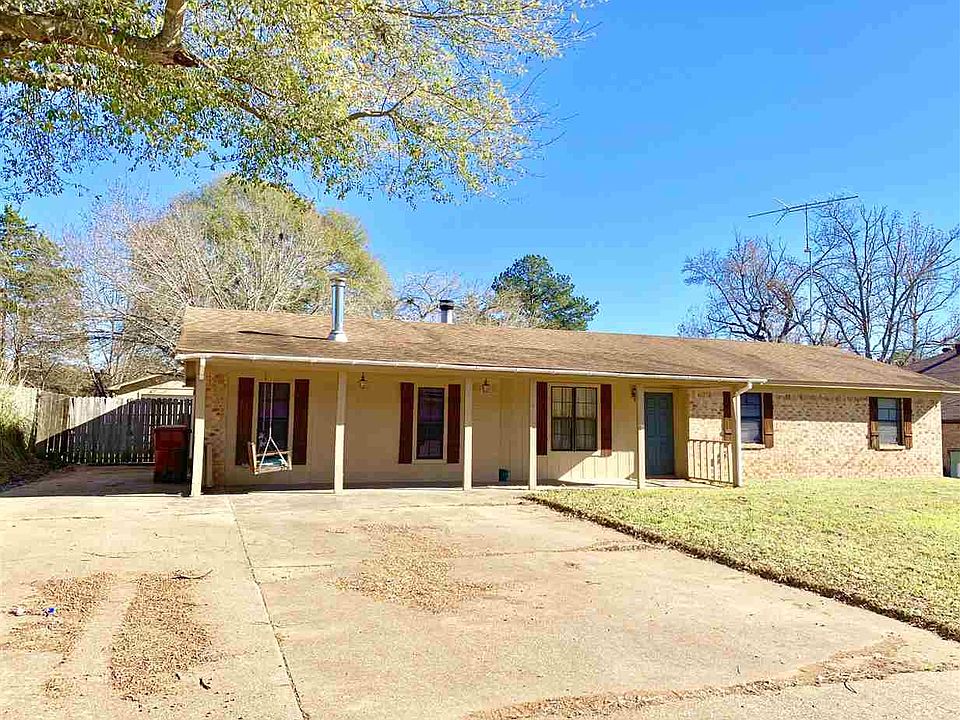 1st image of 315 Dalee Dr