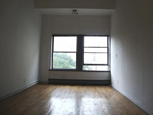 Rented by Citi Habitats | media 29