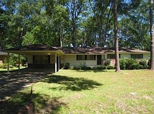 128 Colonial Cir, Jackson, MS 39211