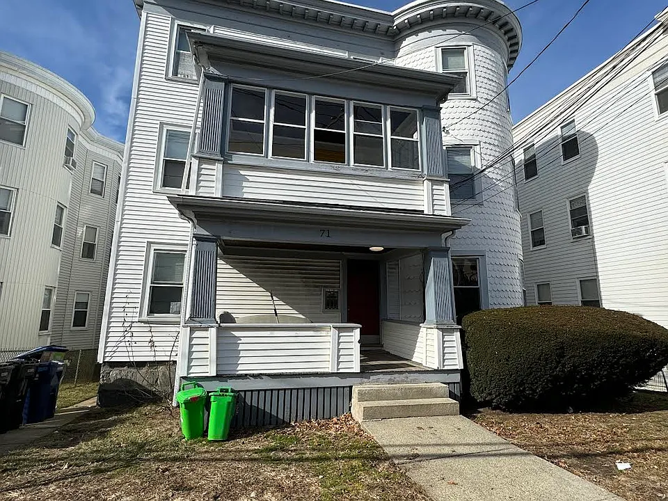 71 Foster St #2