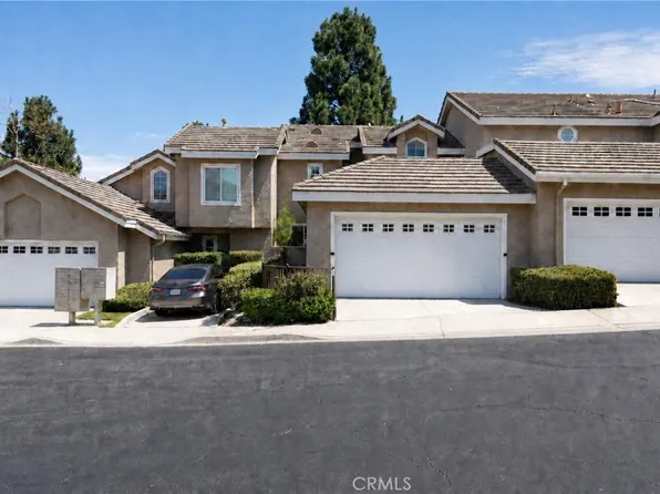 889 S Sapphire Ln, Anaheim, CA 92807