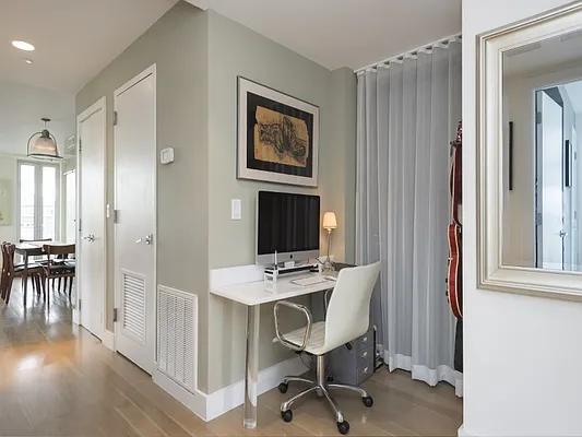 Sold by Sotheby's International Realty | media 6