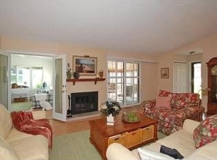 4516 Redwood Cir, Minnetonka, MN 55345