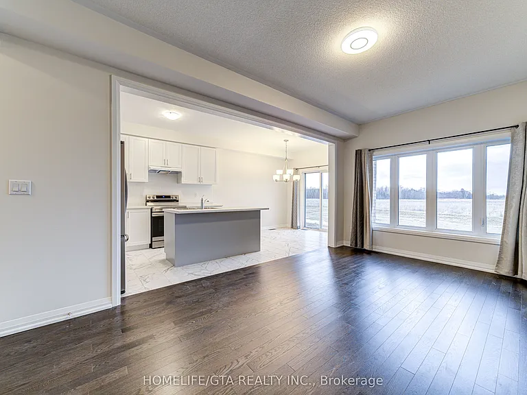 168 Union Blvd — Photo 6