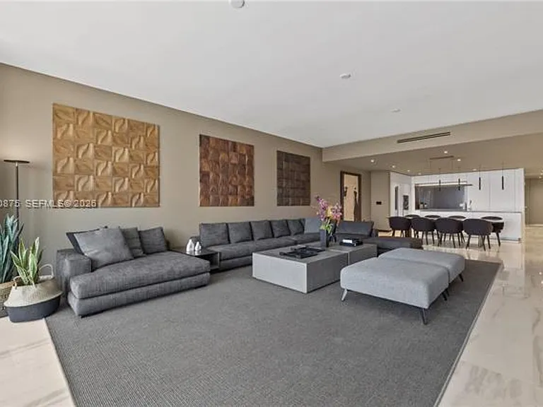 300 Biscayne Blvd #3104 — Photo 1