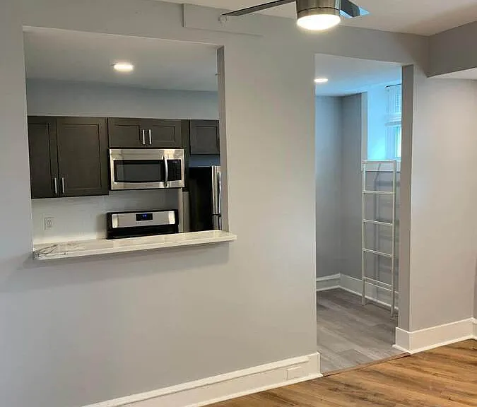 625 E Vernon Rd #GD — Photo 5