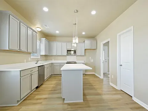142 Aspen Cir — Photo 3