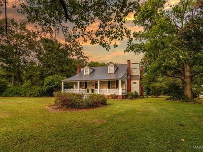 300 S Broad St, Lowndesboro, AL, 36752