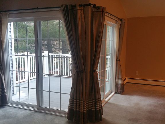 Living /Dining/ Deck View