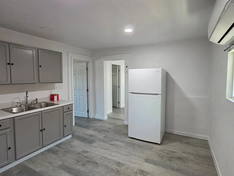 1178 E Park Way — Photo 15
