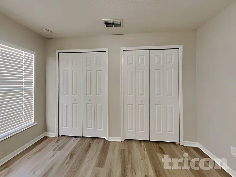 176 Dakota Ave — Photo 12