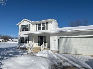 220 Woodland St, Wellington, OH 44090