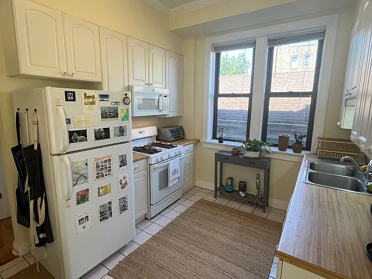 1503 N Paulina St #2F — Photo 2
