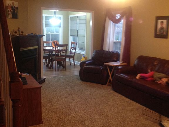 1st floor living room