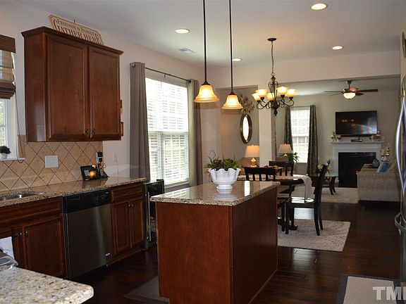 4th image of 1323 Quandary Lake Ln