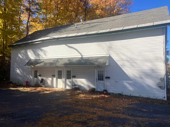 933 Main St APT 3, Bennington, VT 05201