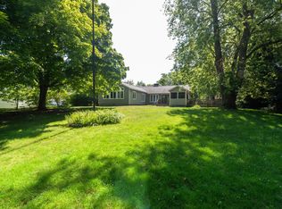 16167 Lakeshore Rd, Union Pier, MI 49129